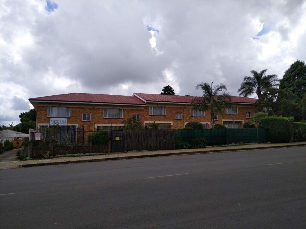 ROOF PAINTING AND WATERPROOFING